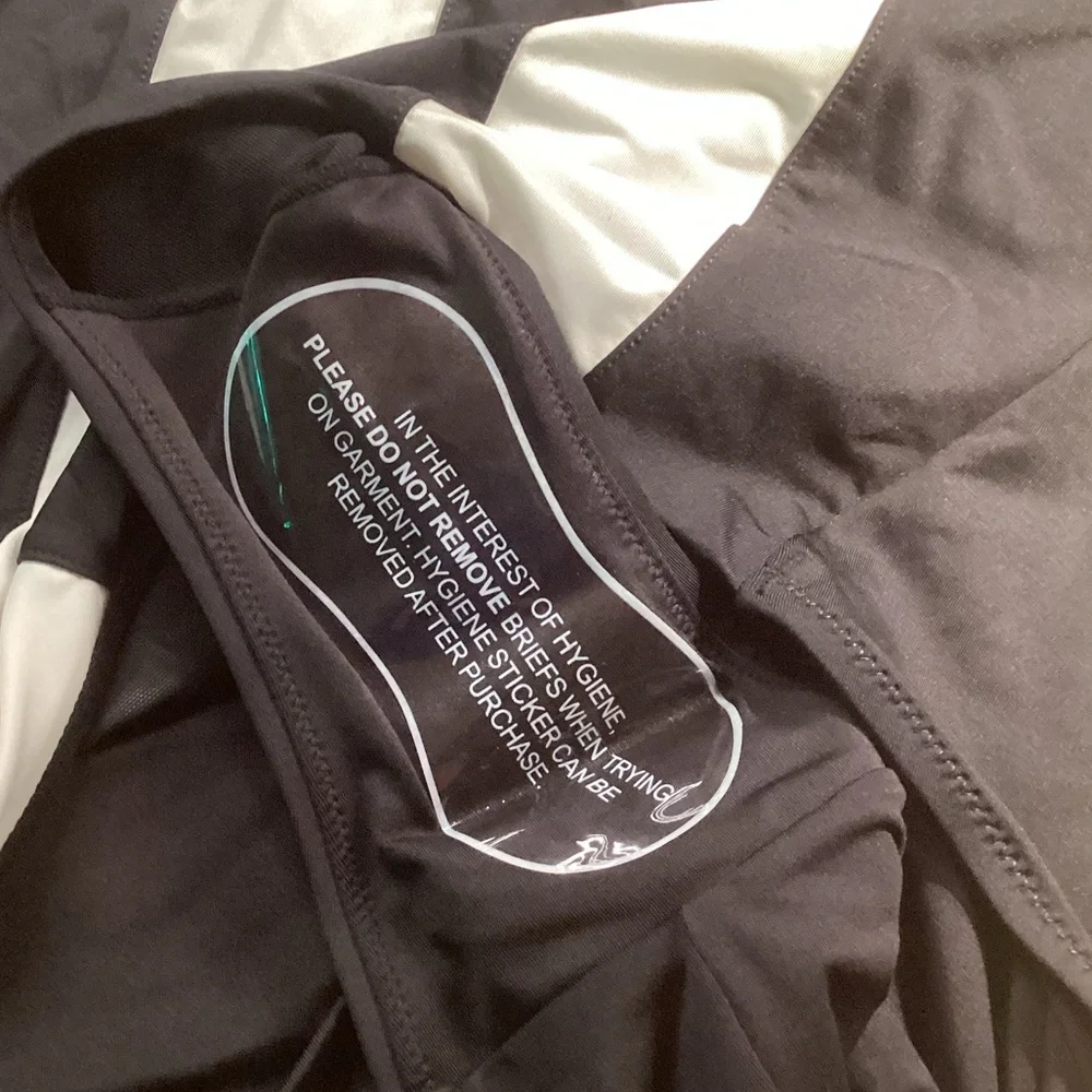 NEWT CITY CHIC MESSINA SWIMMING SUIT SIZE plus XS - Picture 13 of 16